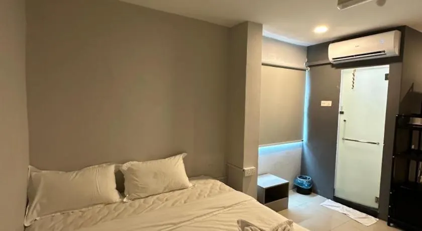 **  Georgetown Hotel מלזיה